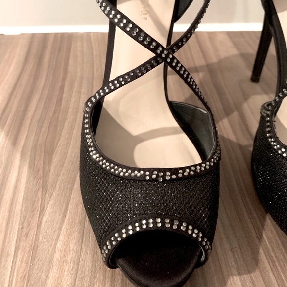 🌸HOST PICK🌸 Le Chateau size 9 strappy dress shoe - Picture 5 of 11